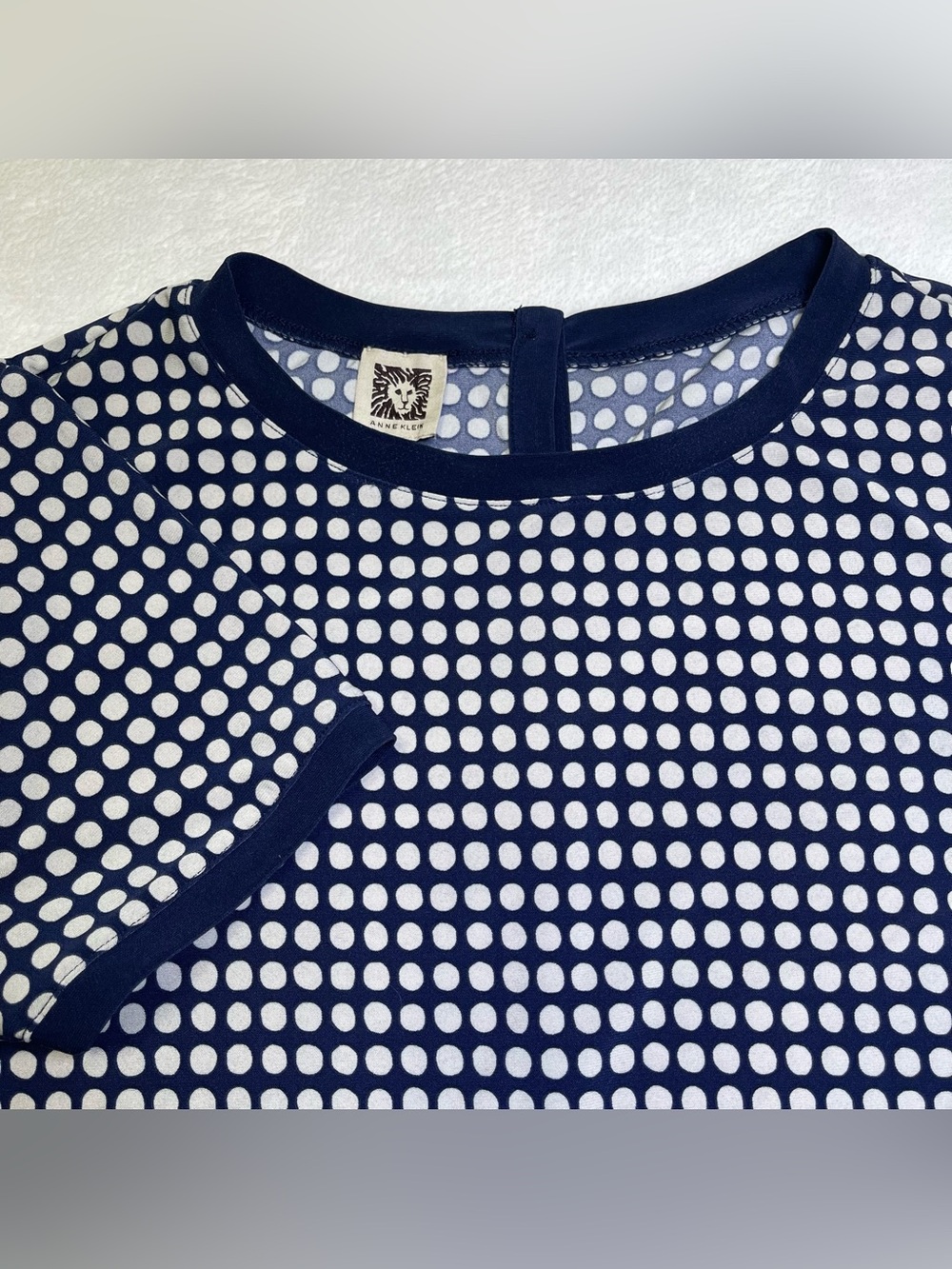 Anne Klein Navy Polka Dot Short Sleeve Button Back Top Size Medium